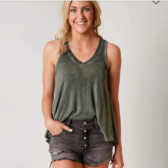 Buckle Tops - Green White Crow Tank